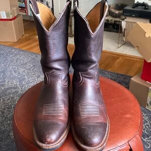 Chippewa Full Grain Leather Cowboy Western Boots. Made in the USA